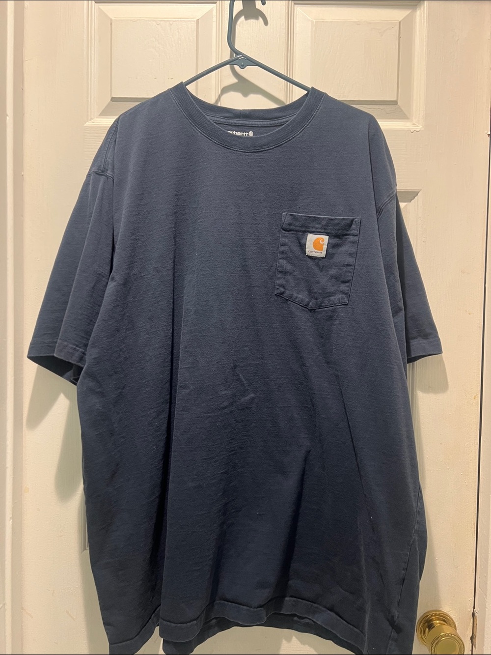Carhartt Loose Fit Navy Short-Sleeve Pocket Tee with Logo Patch - Picture 4 of 6